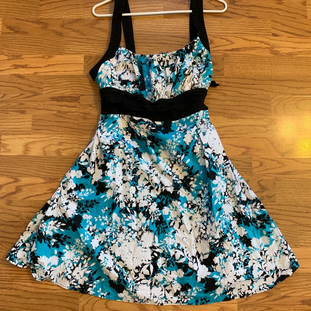 Gorgeous Black White and Blue Mini Dress